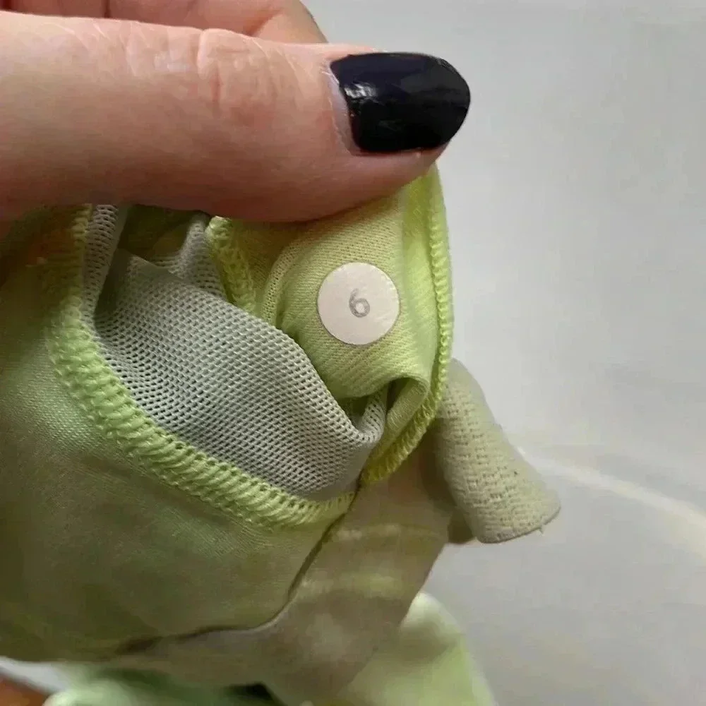 Lululemon I 6